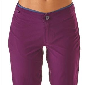 Patagonia Dirt Roamer bike shorts size 4